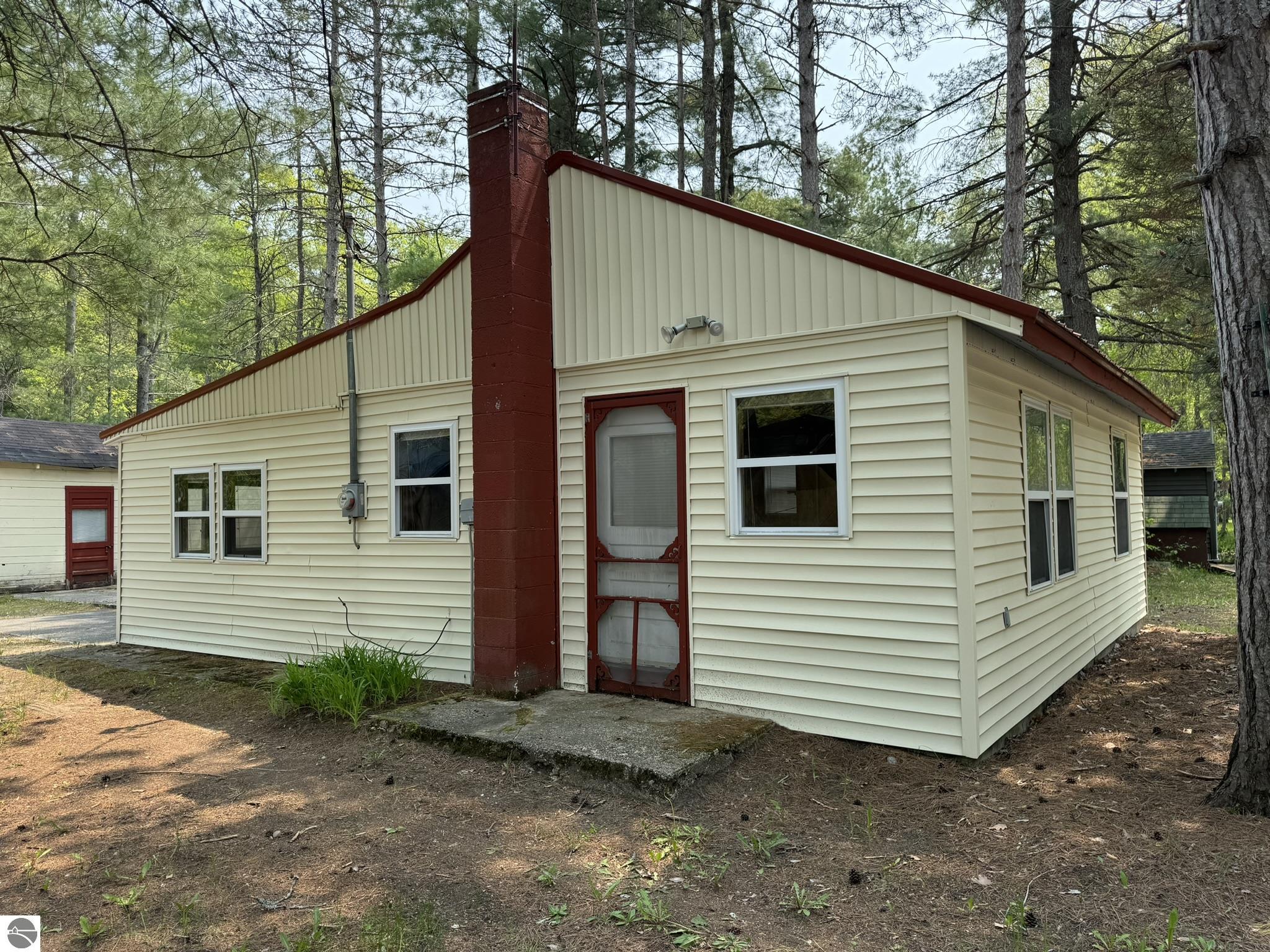 11748 NE Franklin Street