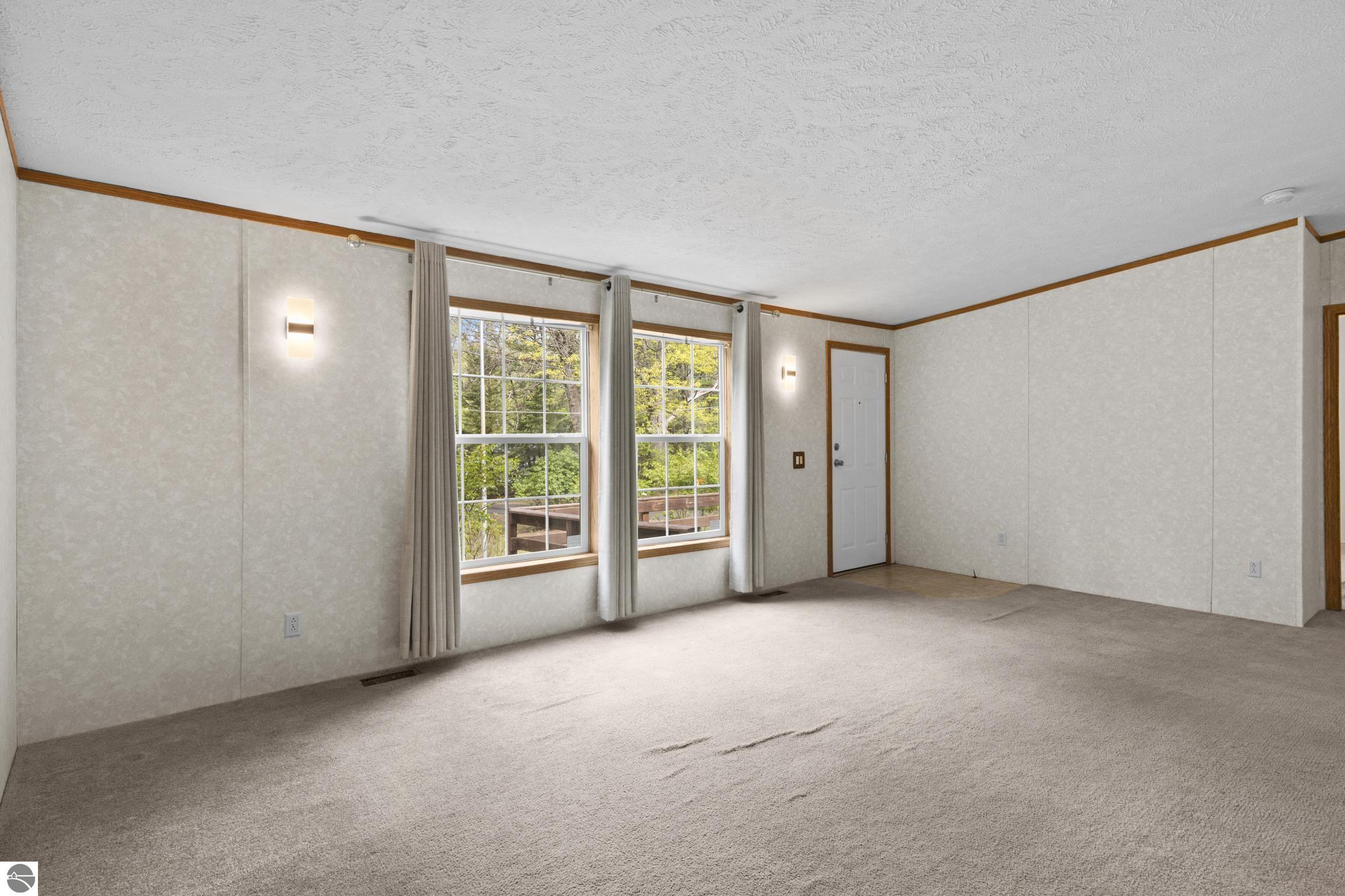 11748 NE Franklin Street