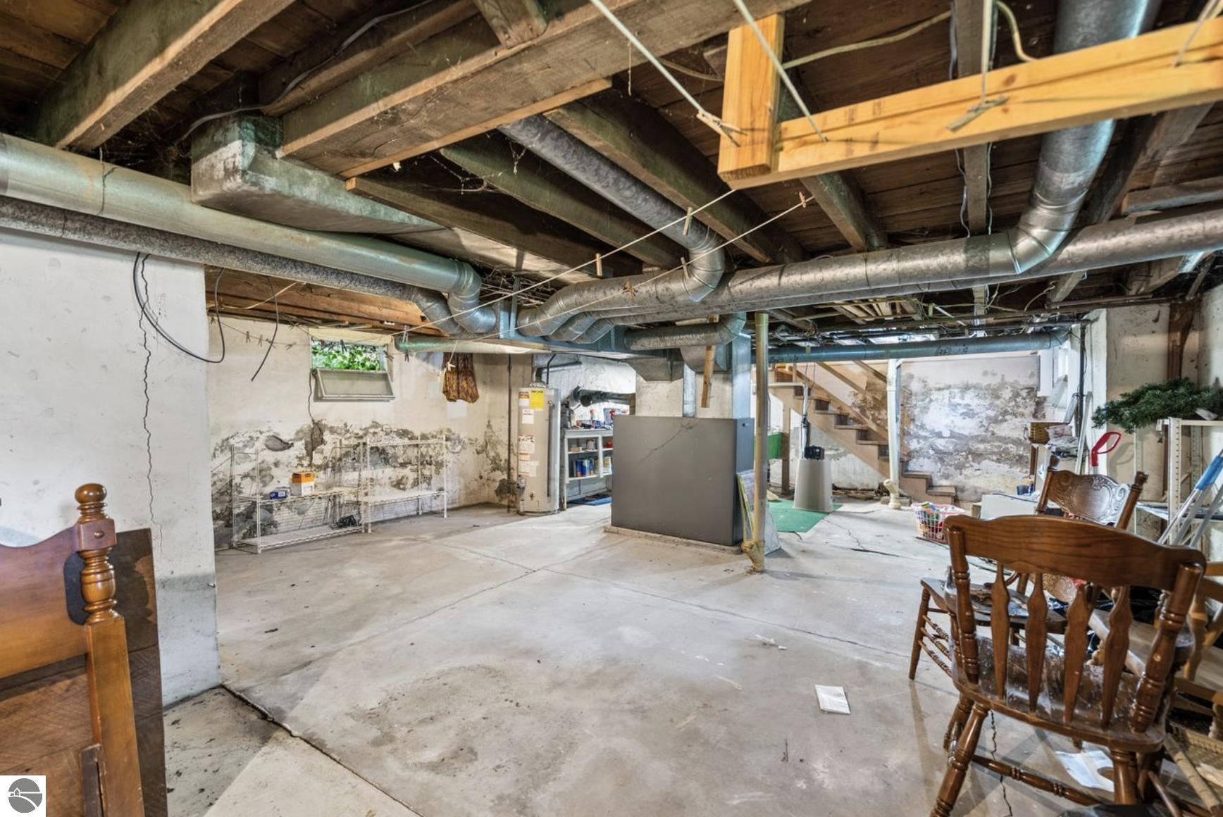 733 Sixth Street