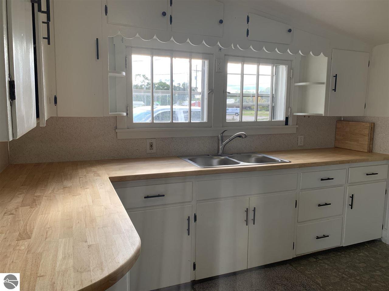 8281 Rapid City Road