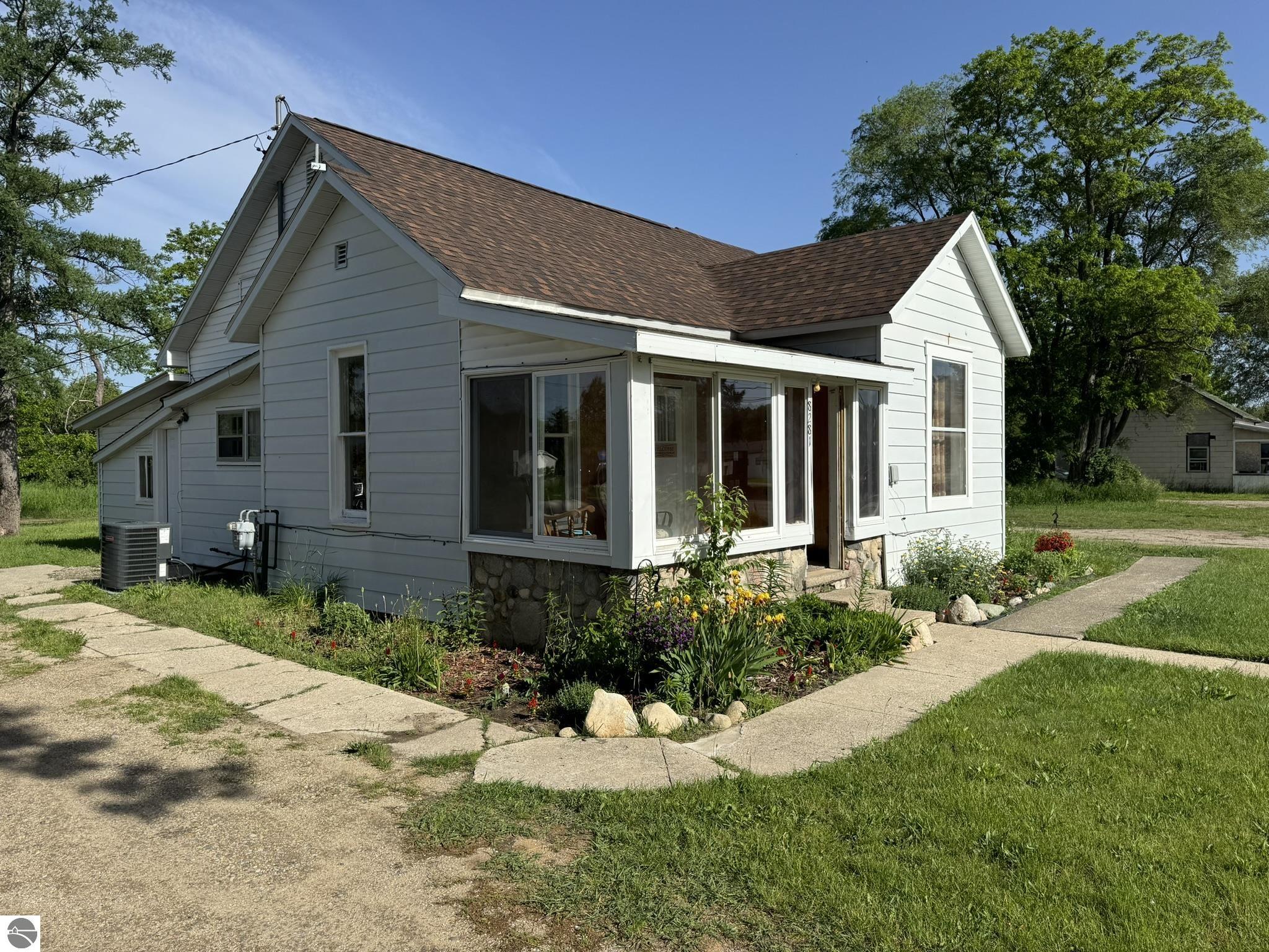 8281 Rapid City Road