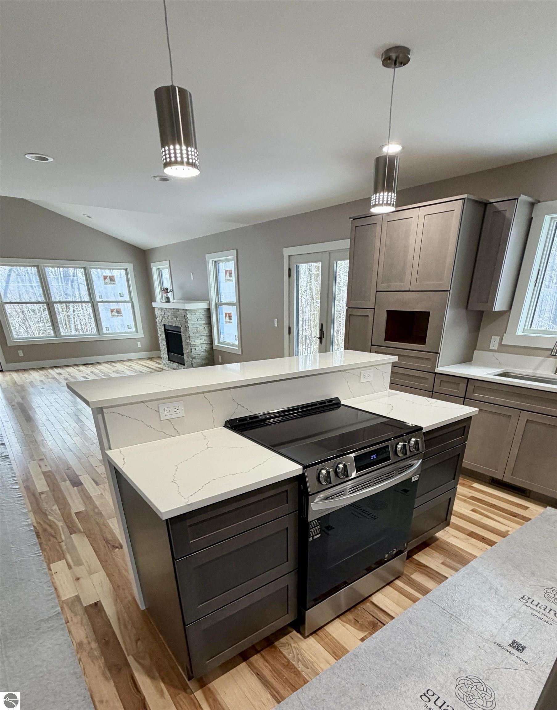 2418 Hawks Eye Drive