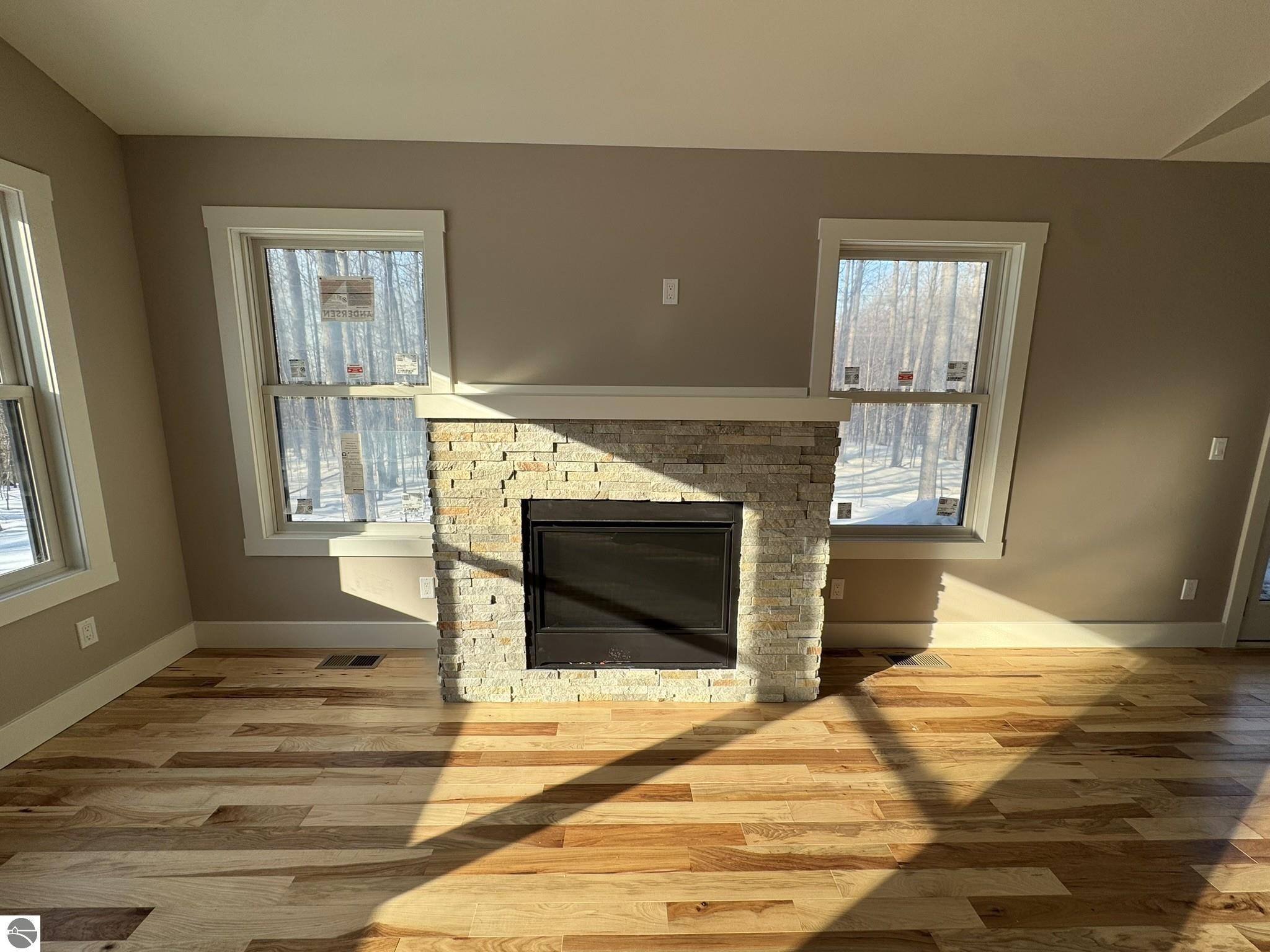 2418 Hawks Eye Drive