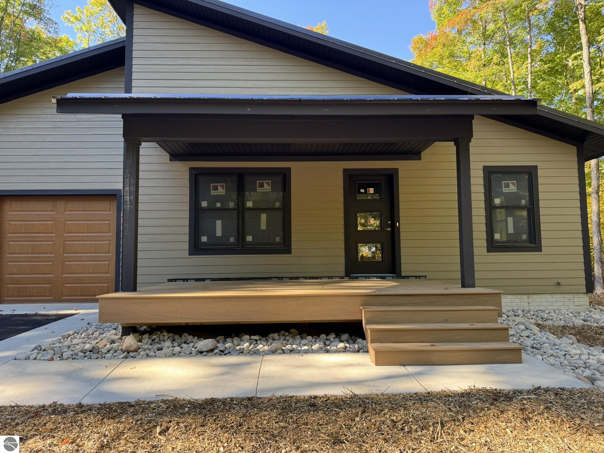 2418 Hawks Eye Drive