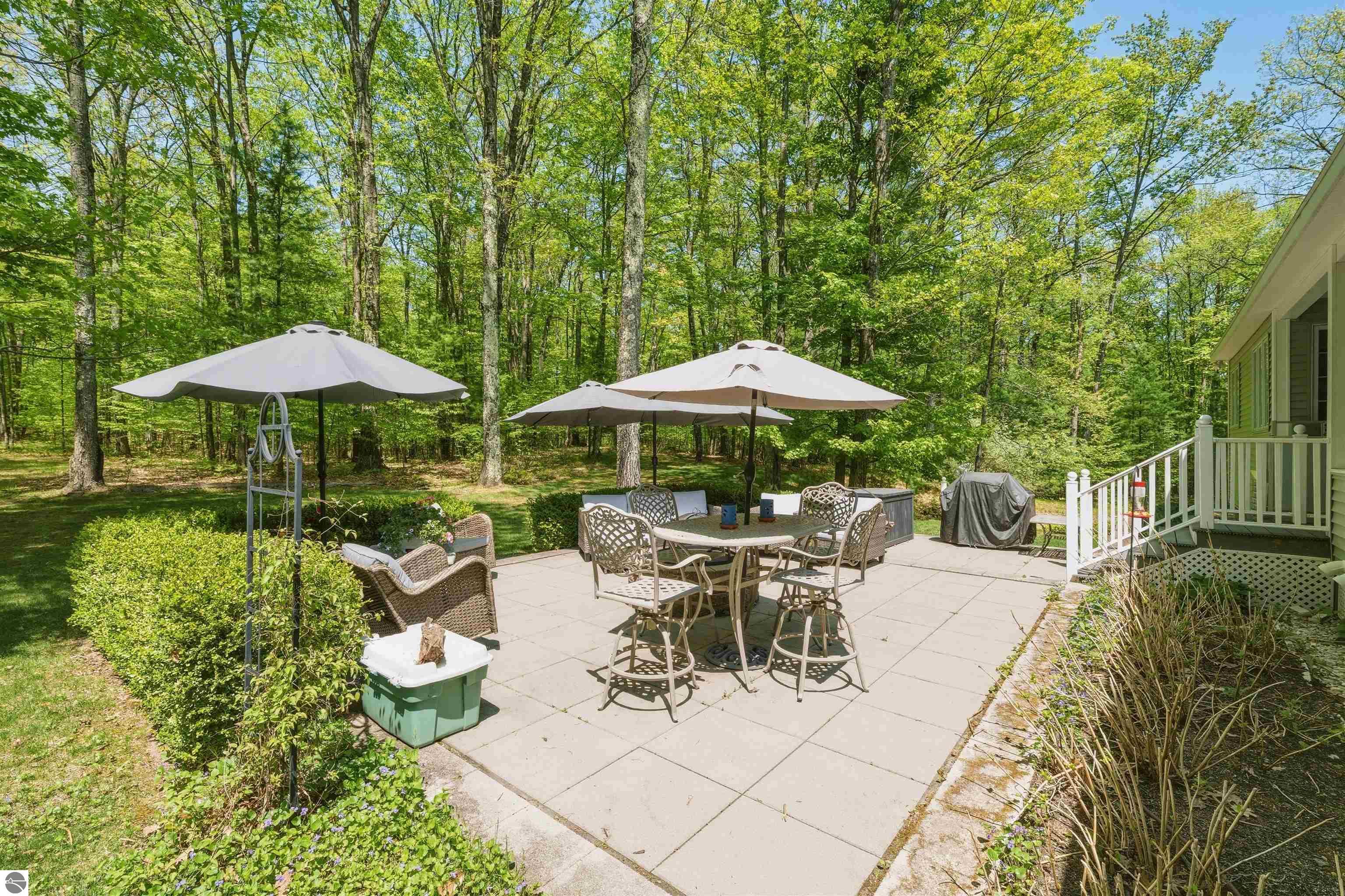 8745 Wheeler Oaks Drive