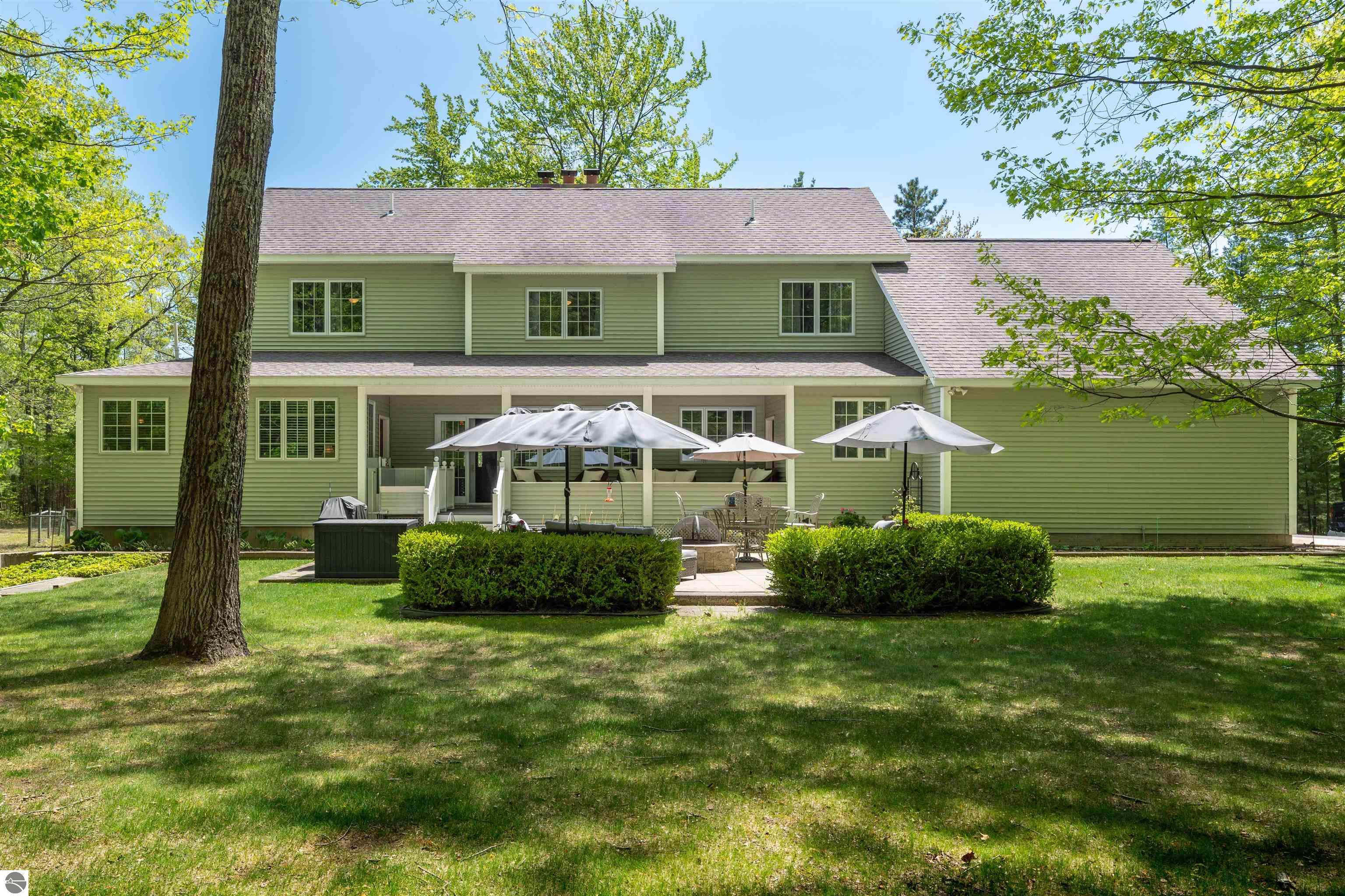 8745 Wheeler Oaks Drive