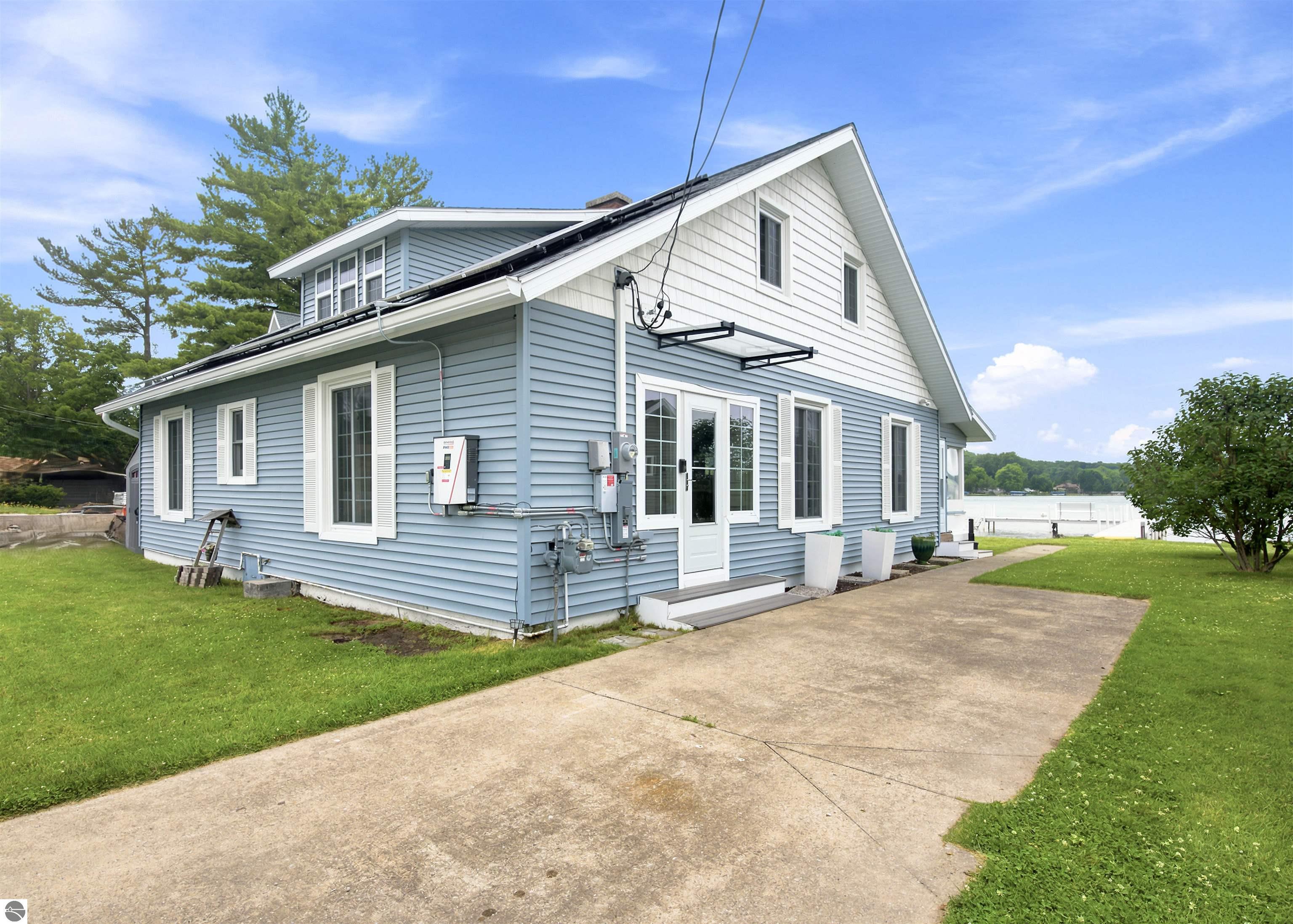 7636 Crystal Beach