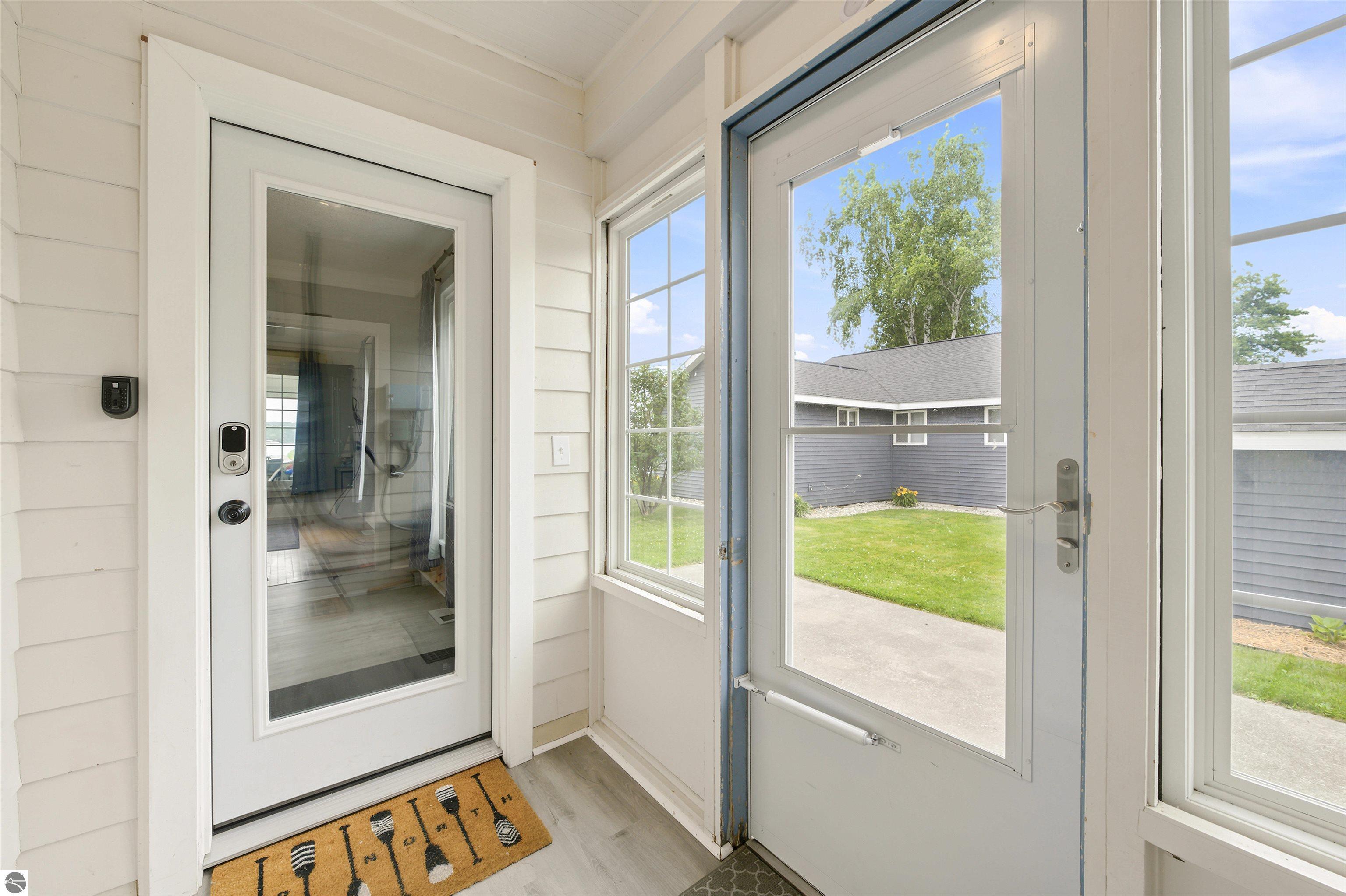 7636 Crystal Beach
