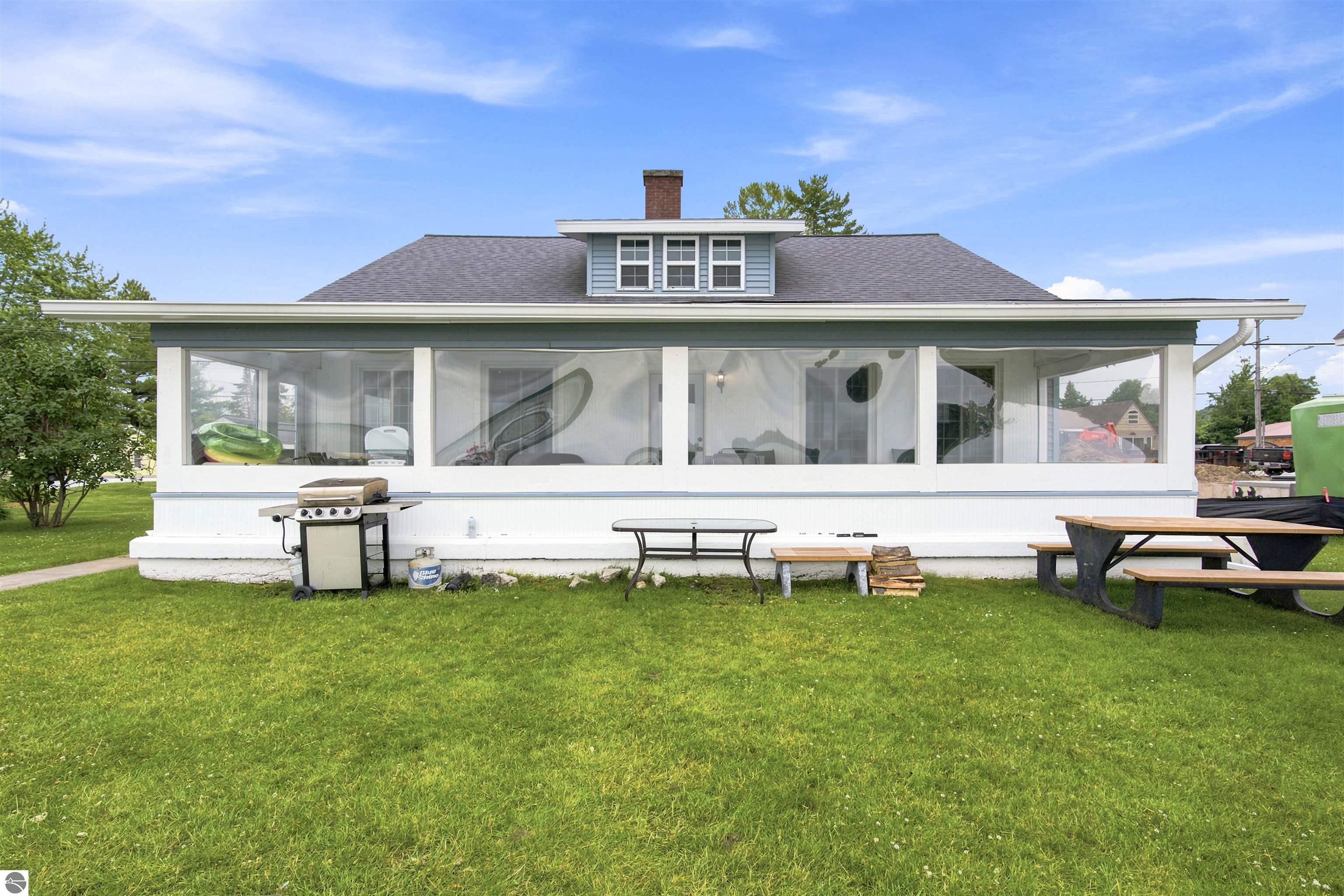 7636 Crystal Beach