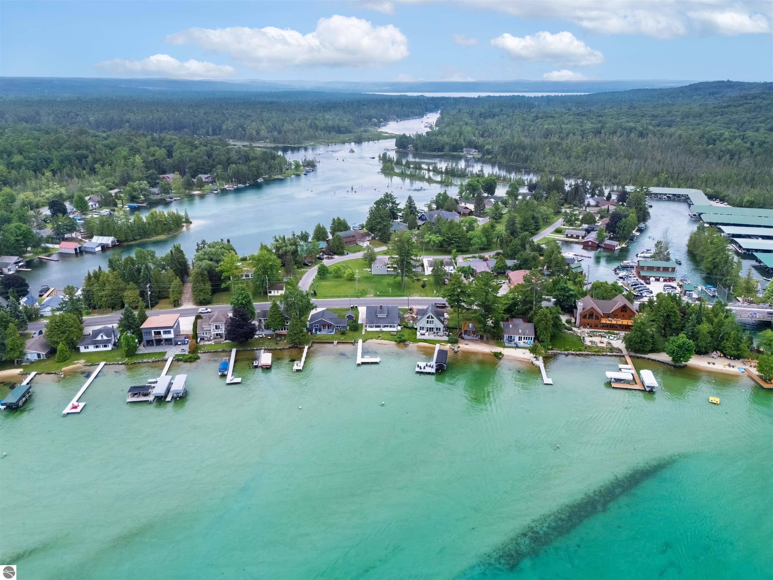 7636 Crystal Beach