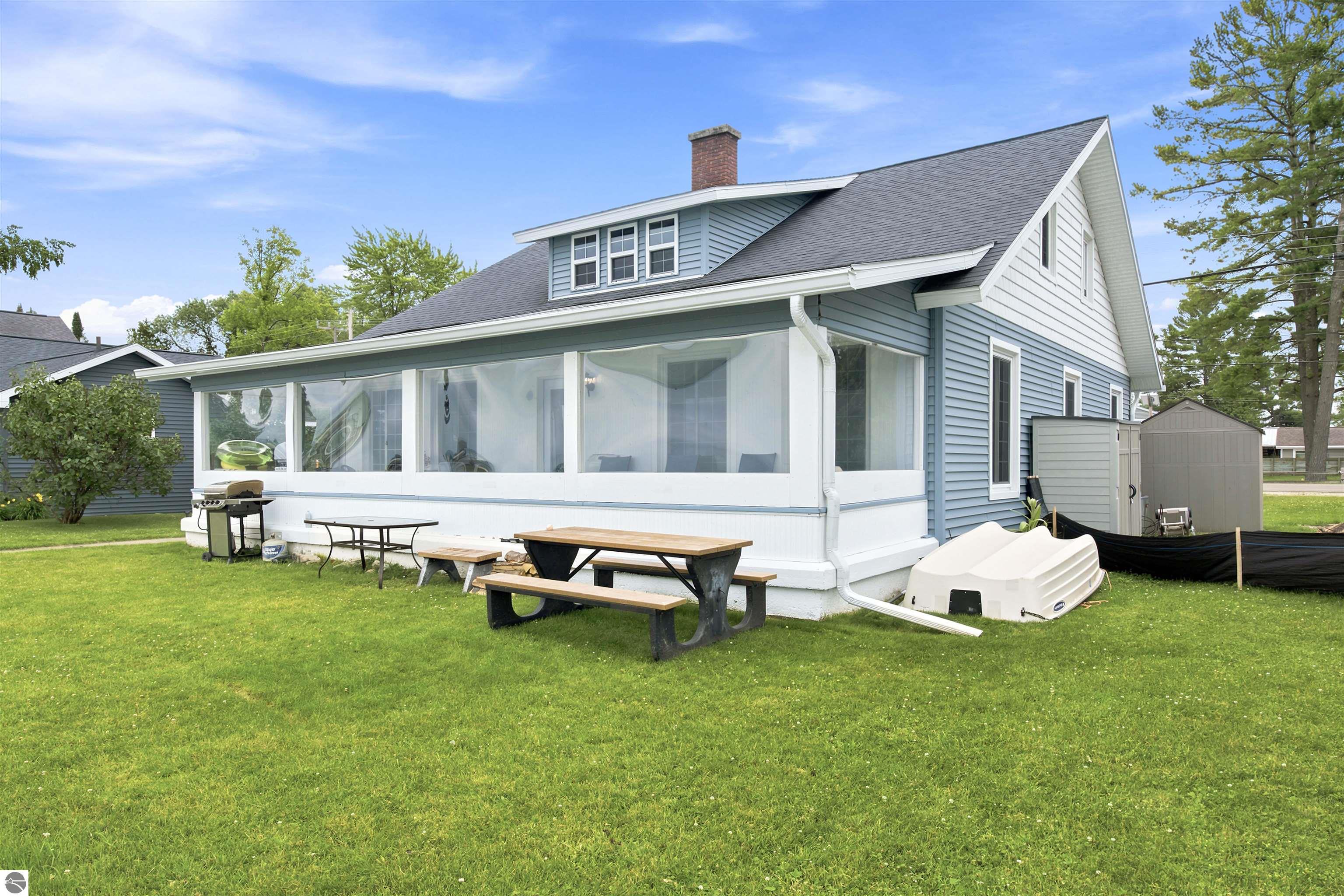 7636 Crystal Beach