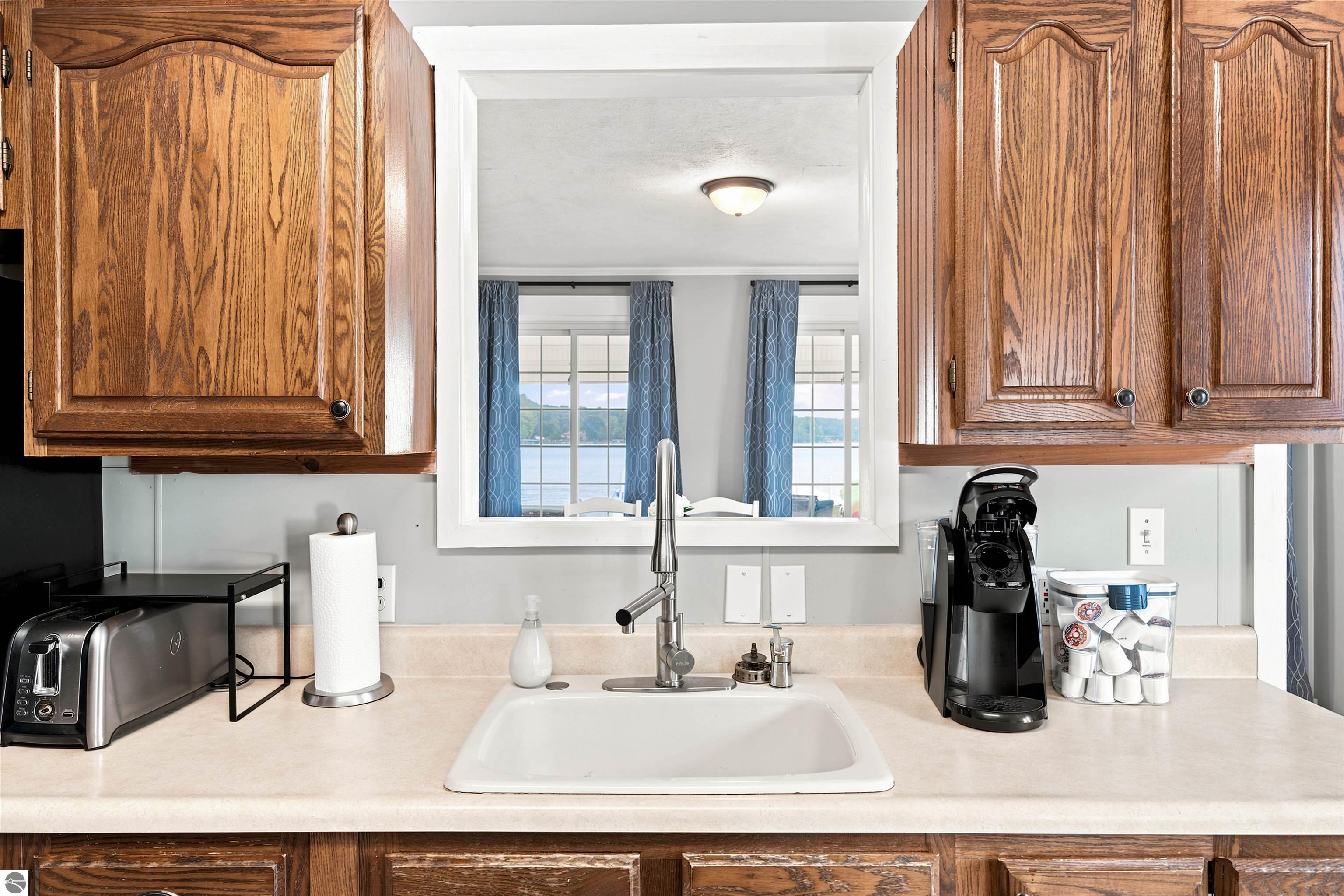 7636 Crystal Beach