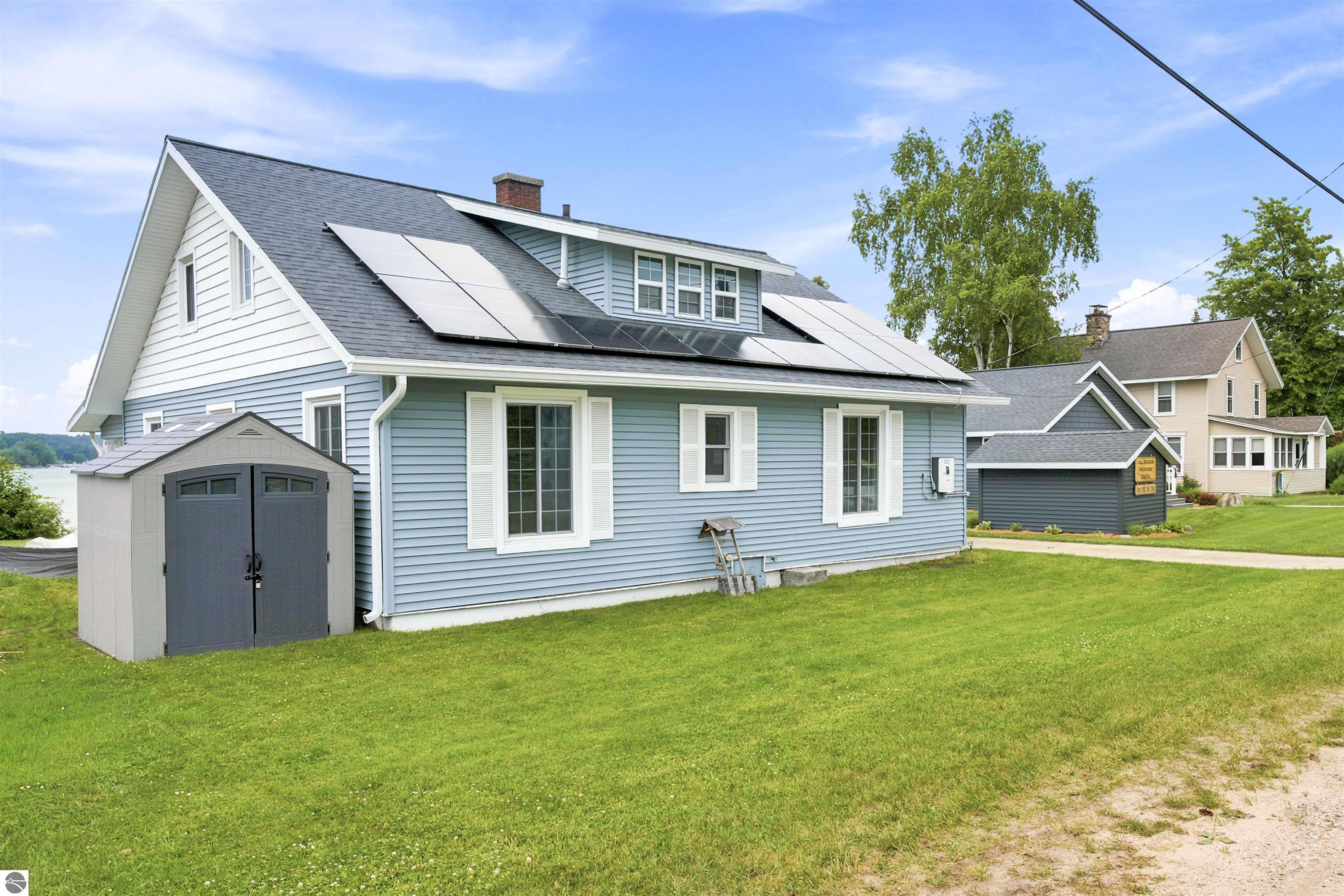 7636 Crystal Beach
