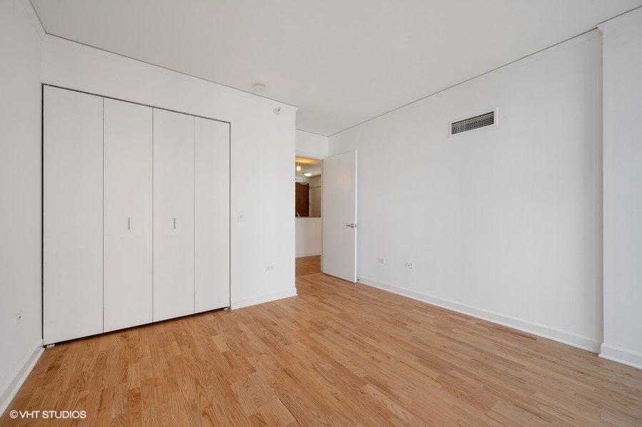 201 N Westshore Drive Unit: 2606