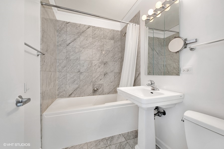 201 N Westshore Drive Unit: 2606