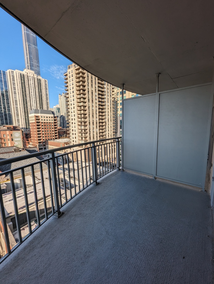 600 N Dearborn Street Unit: 1105