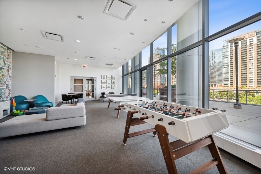 450 E Waterside Drive Unit: 1709