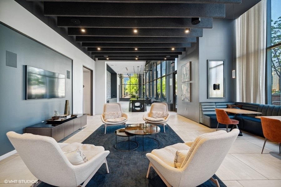 450 E Waterside Drive Unit: 1709