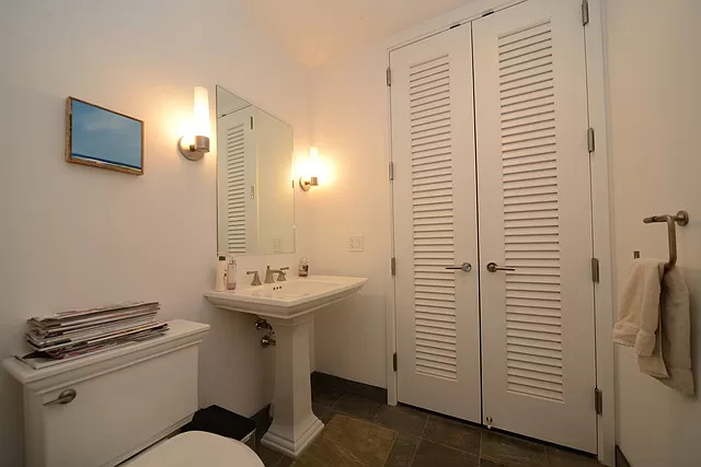 401 N WABASH Avenue Unit: 40I