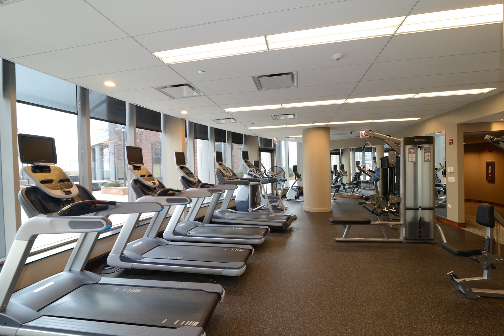 420 E Waterside Drive Unit: 2704