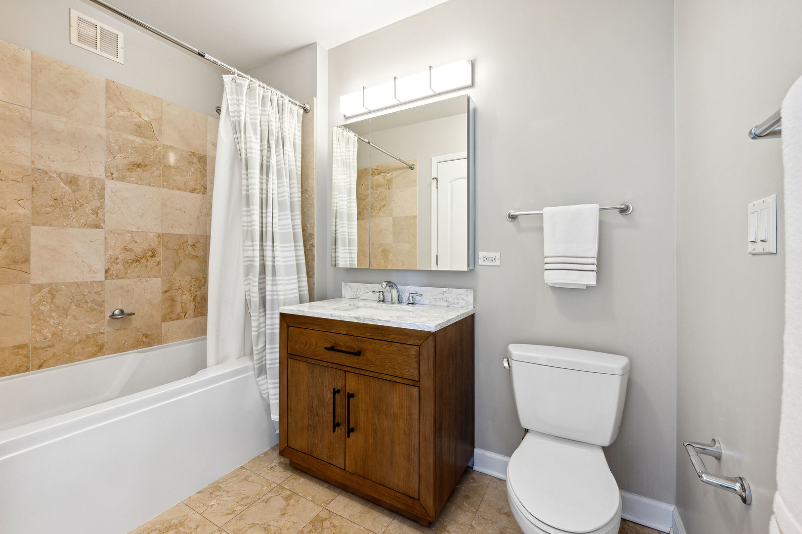 420 E Waterside Drive Unit: 2704