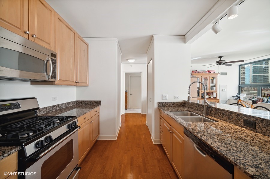 201 N Westshore Drive Unit: 607