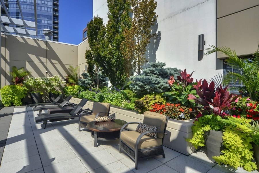 201 N Westshore Drive Unit: 607