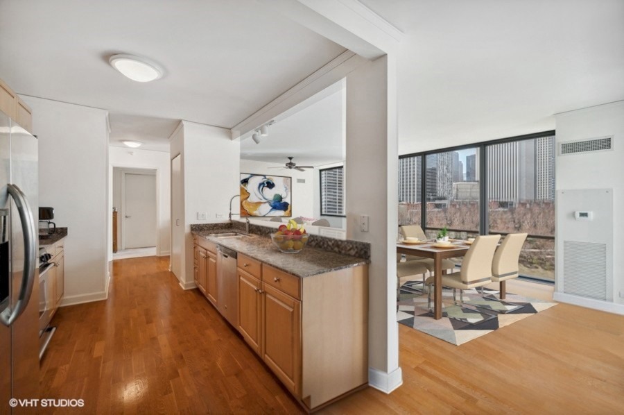 201 N Westshore Drive Unit: 607