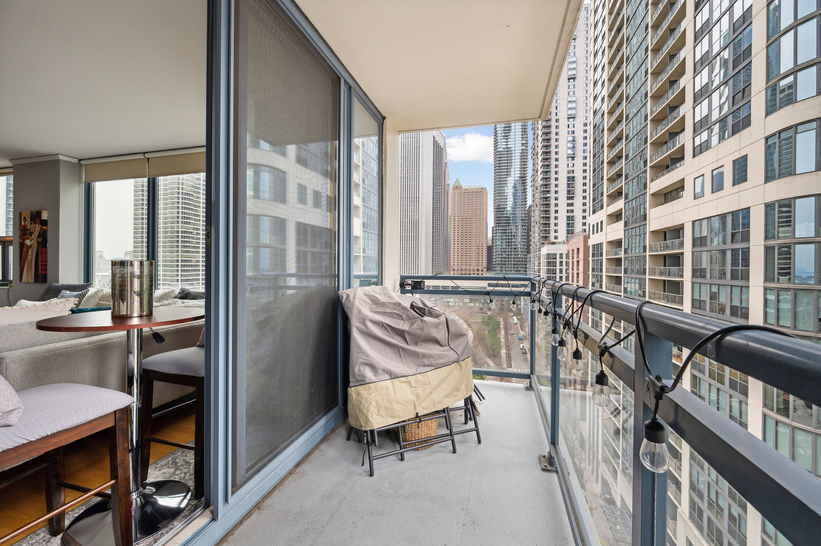201 N Westshore Drive Unit: 1207