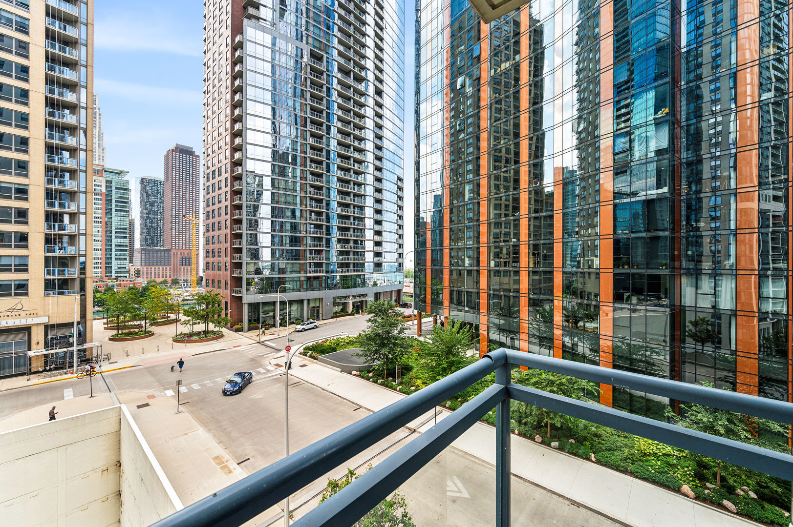 201 N WESTSHORE Drive Unit: 908