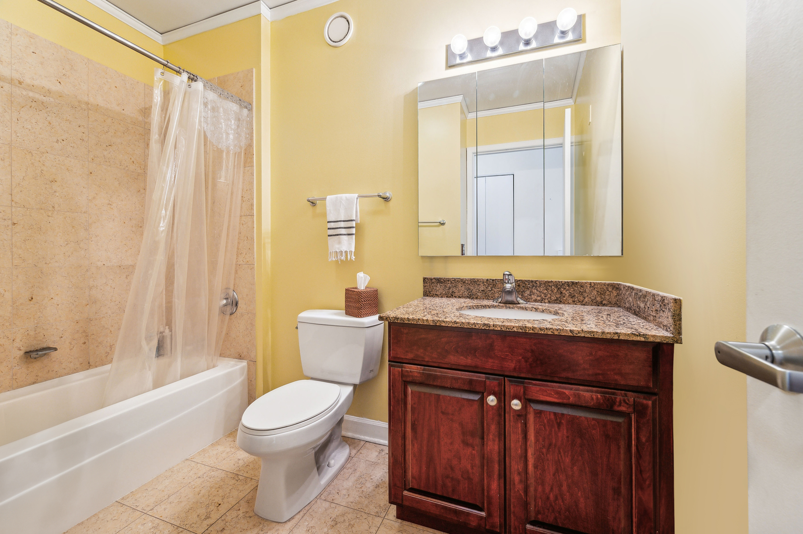 201 N WESTSHORE Drive Unit: 908