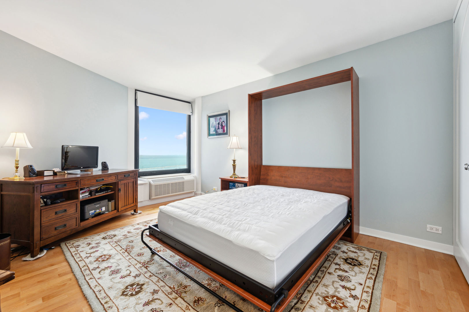 155 N HARBOR Drive Unit: 810
