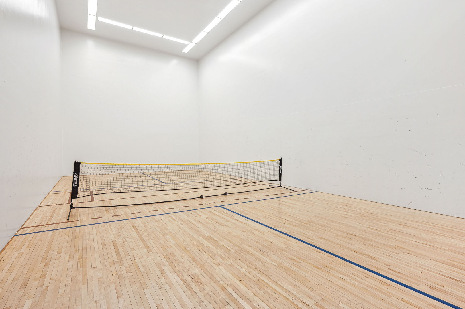 155 N HARBOR Drive Unit: 810