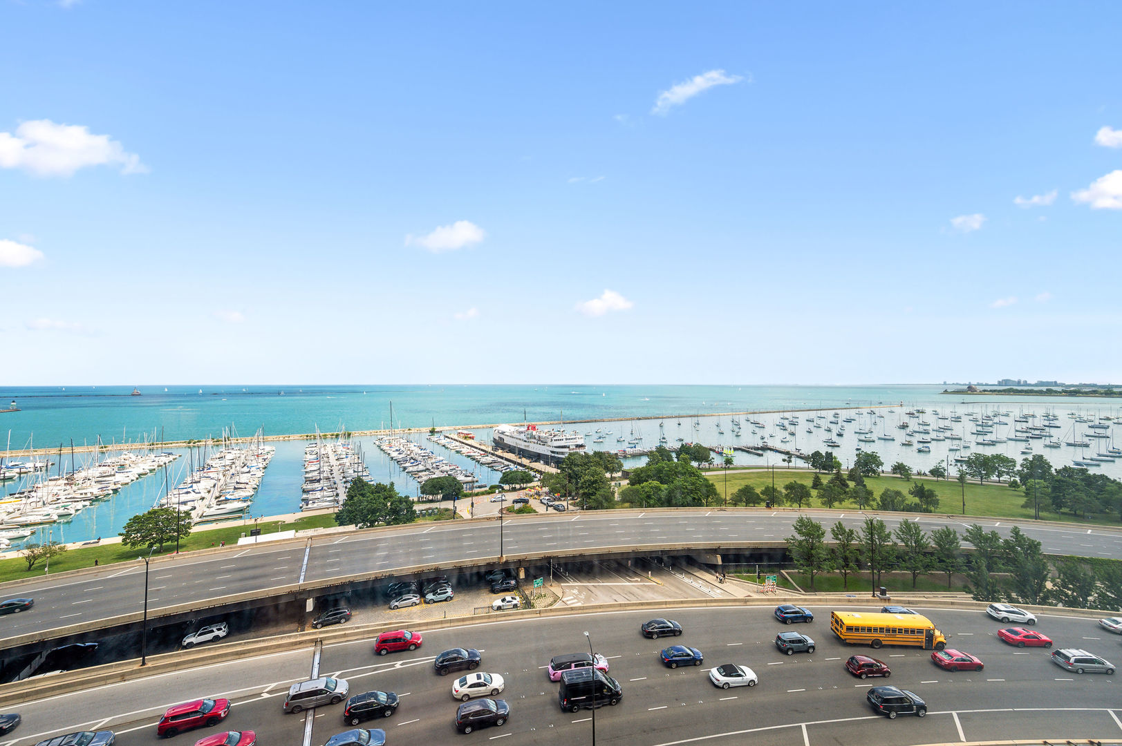 155 N HARBOR Drive Unit: 810