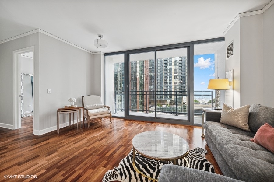 201 N Westshore Drive Unit: 1004
