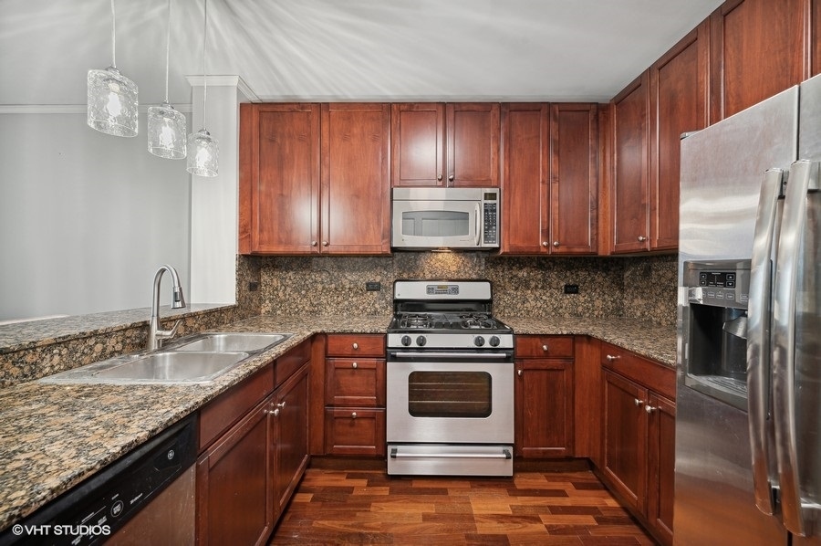 201 N Westshore Drive Unit: 1004