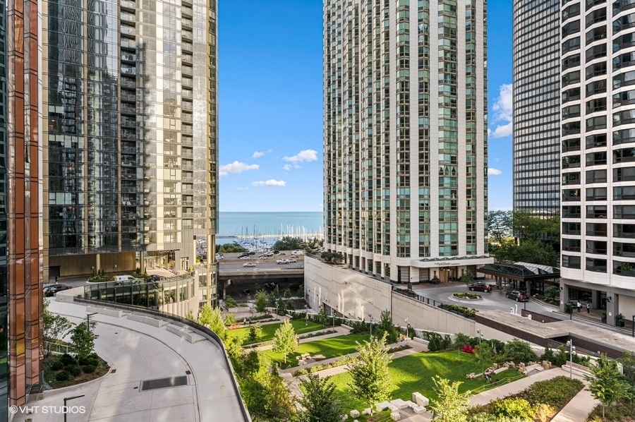 201 N Westshore Drive Unit: 1004