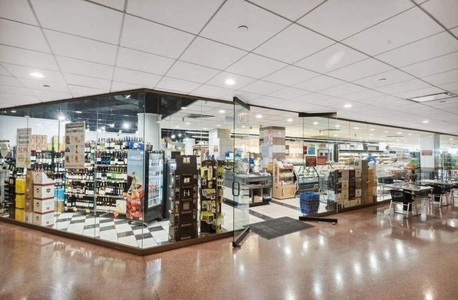 195 N HARBOR Drive Unit: 1906