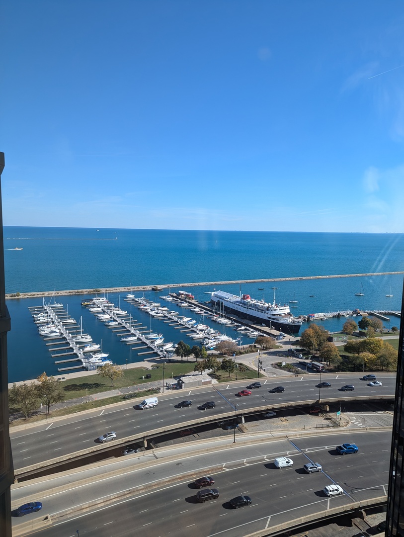 195 N HARBOR Drive Unit: 1906