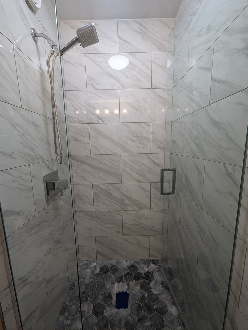 195 N HARBOR Drive Unit: 1906