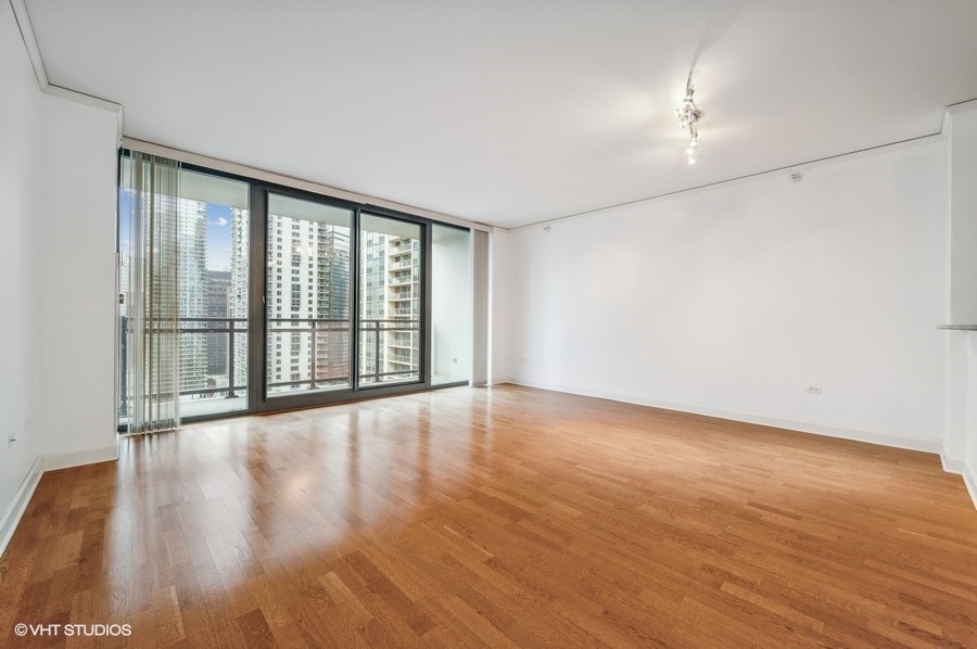 201 N WESTSHORE Drive Unit: 2605