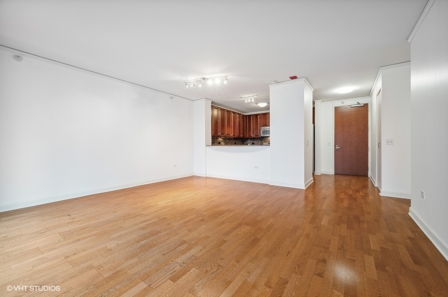 201 N WESTSHORE Drive Unit: 2605