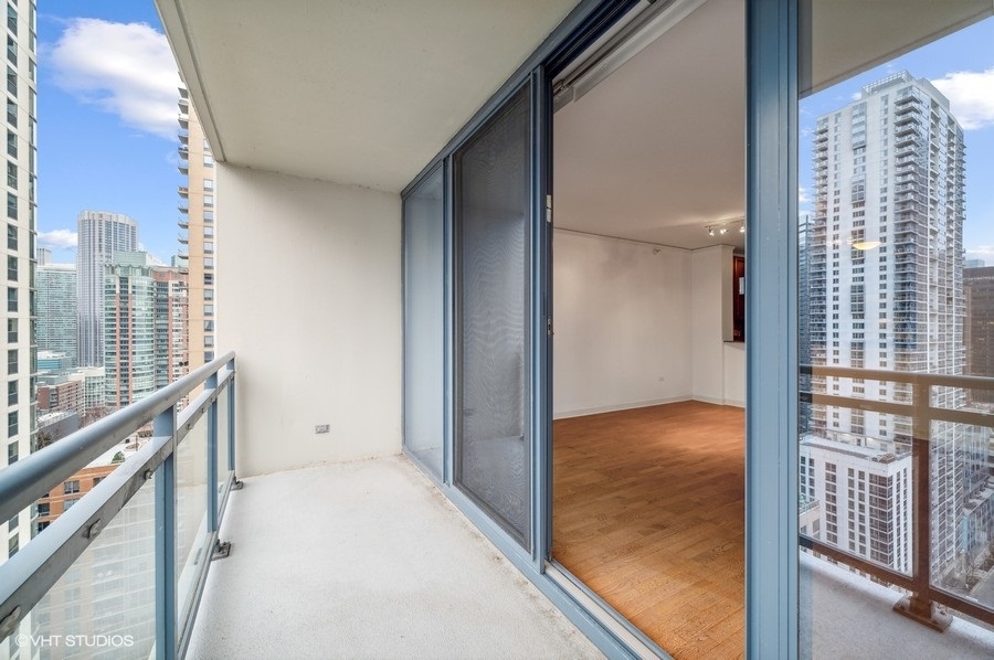 201 N WESTSHORE Drive Unit: 2605