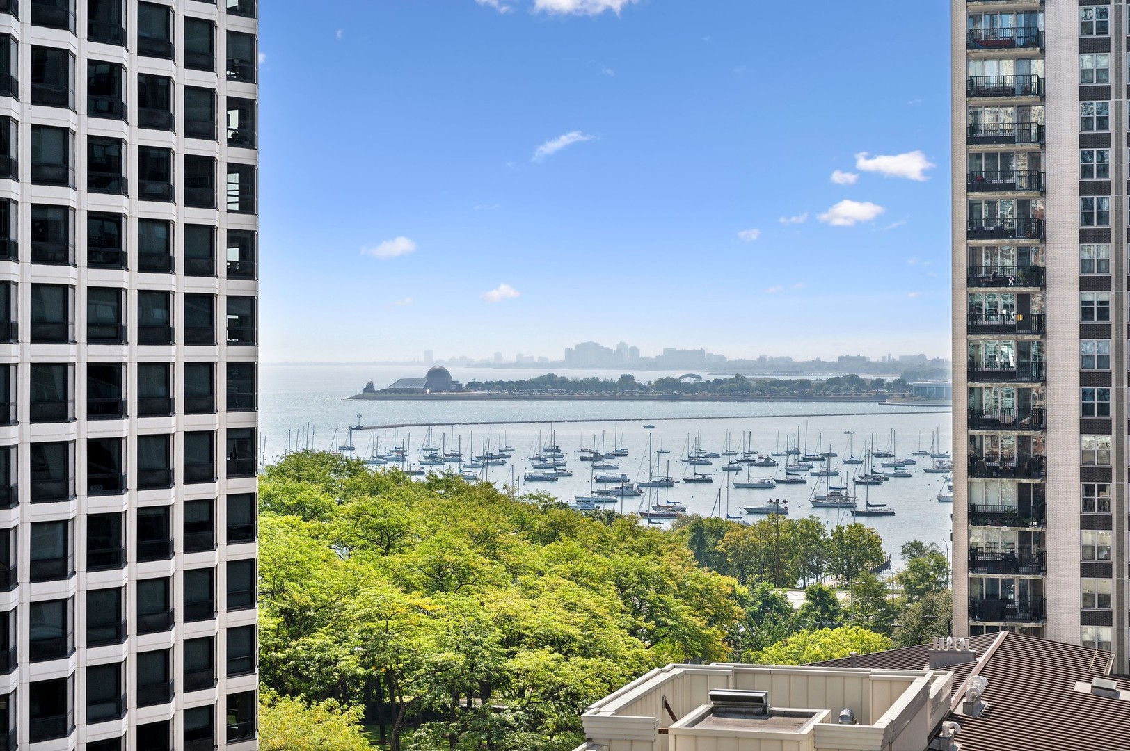 201 N WESTSHORE Drive Unit: 1301
