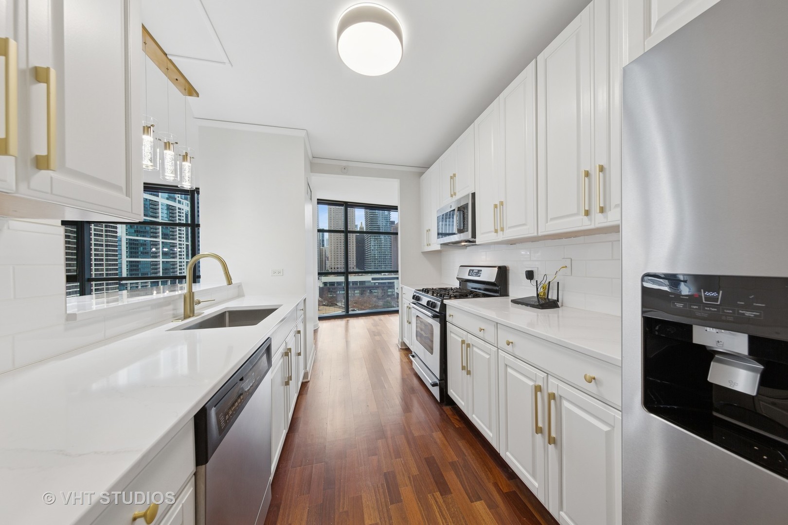 201 N WESTSHORE Drive Unit: 1301