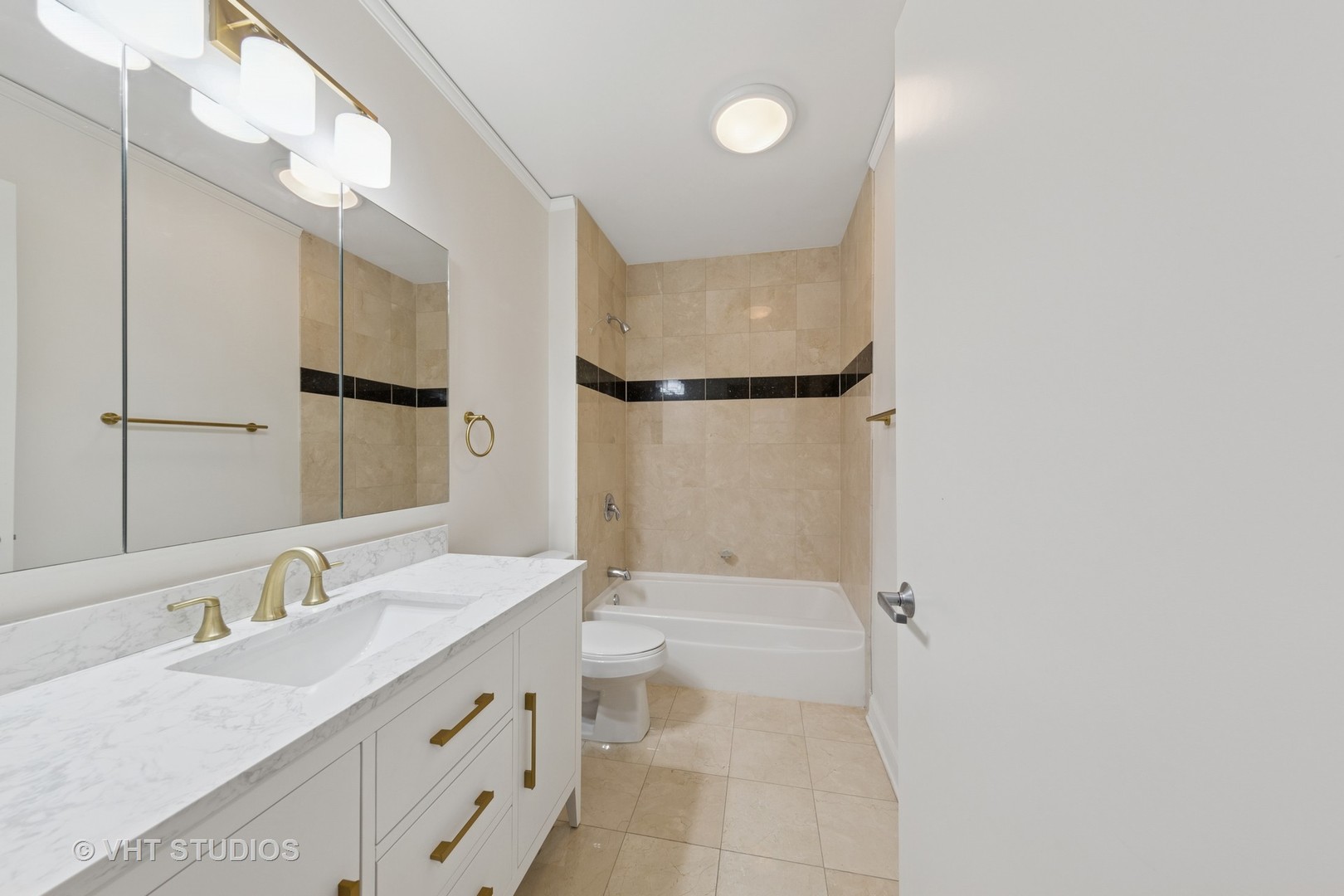201 N WESTSHORE Drive Unit: 1301