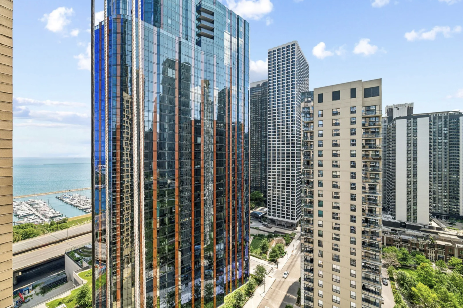420 E Waterside Drive Unit: 2002