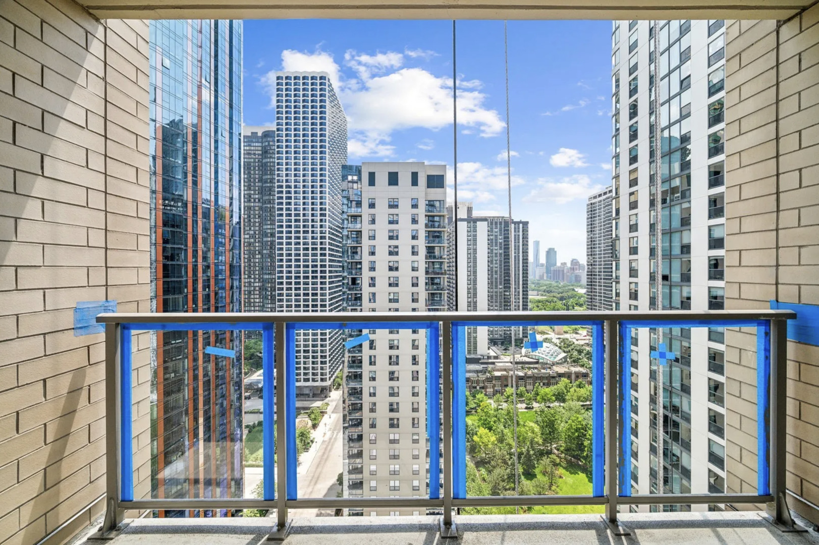 420 E Waterside Drive Unit: 2002