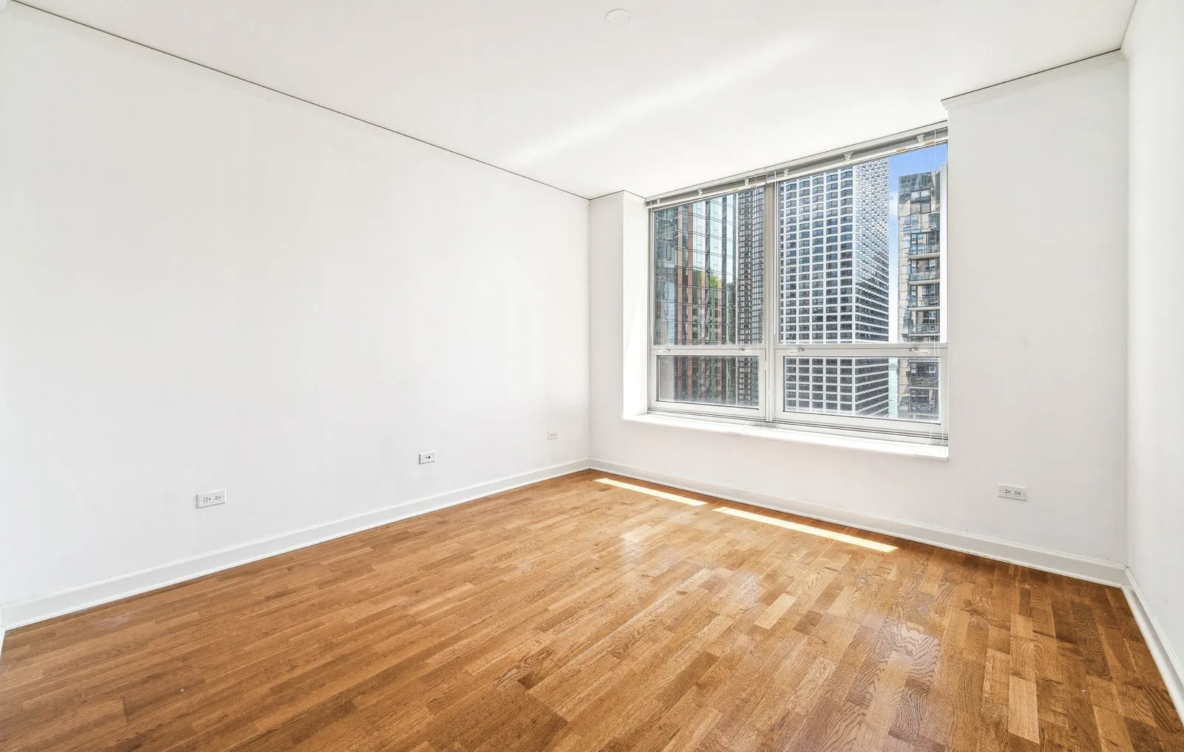 420 E Waterside Drive Unit: 2002