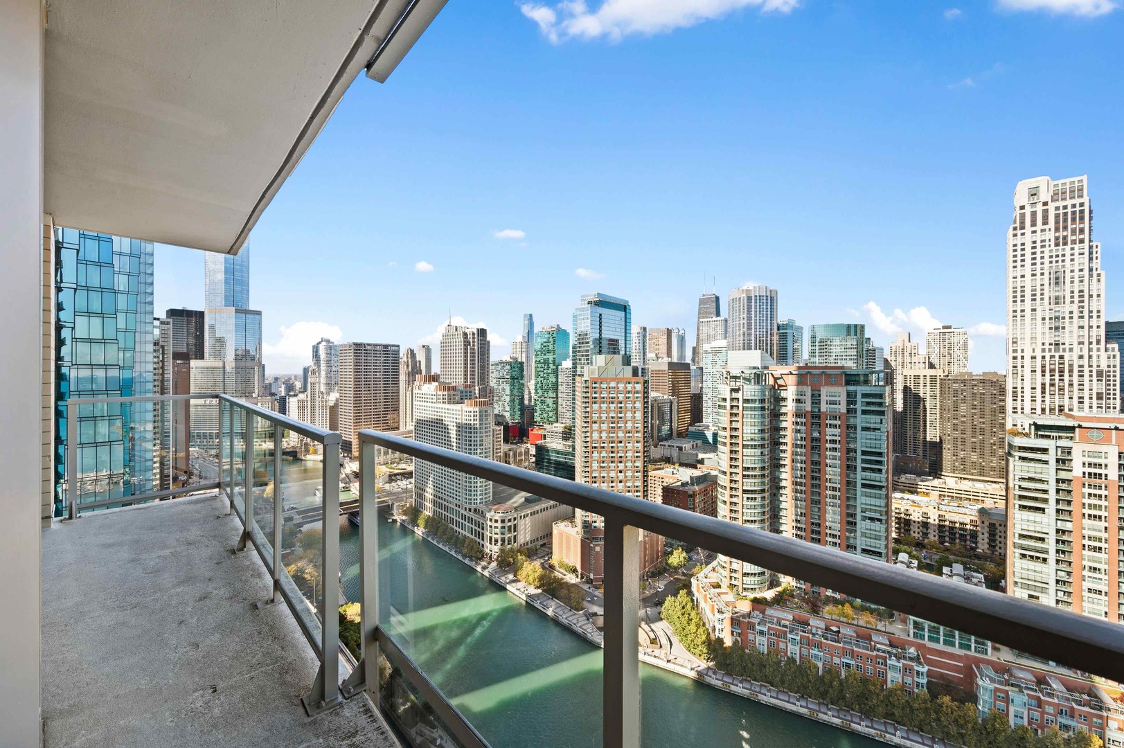 420 E Waterside Drive Unit: 3310